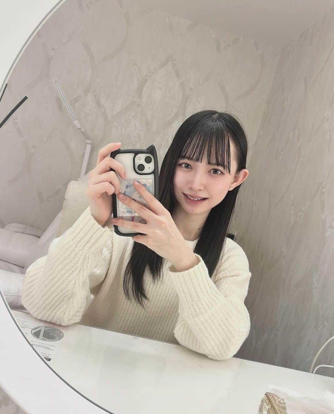 水瀬紗彩耶さんのインスタグラム写真 - (水瀬紗彩耶Instagram)「今年の冬はシンプルなコーデでいきます🤍 ・ ・ ・ #ニット#冬コーデ」12月2日 17時48分 - saaya_minase_