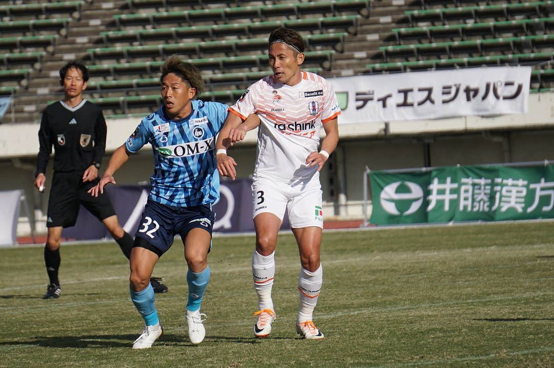 愛媛FCさんのインスタグラム写真 - (愛媛FCInstagram)「第38節 2023/12/2 14:03キックオフ @万博記念競技場 #FC大阪 vs #愛媛FC（○1-2）  #Jリーグ #サッカー #明治安田生命J3リーグ #愛媛 #FC大阪愛媛」12月2日 17時57分 - ehimefc12