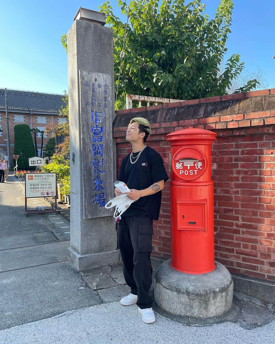 JustIn (ジャスティン)のインスタグラム：「なんか映えてるでしょ！ え、映えてない？映えってなんや？」