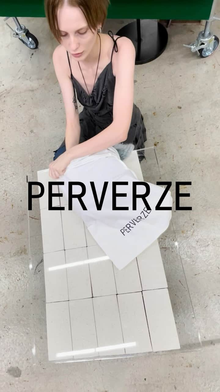 PERVERZE_OFFICIALのインスタグラム