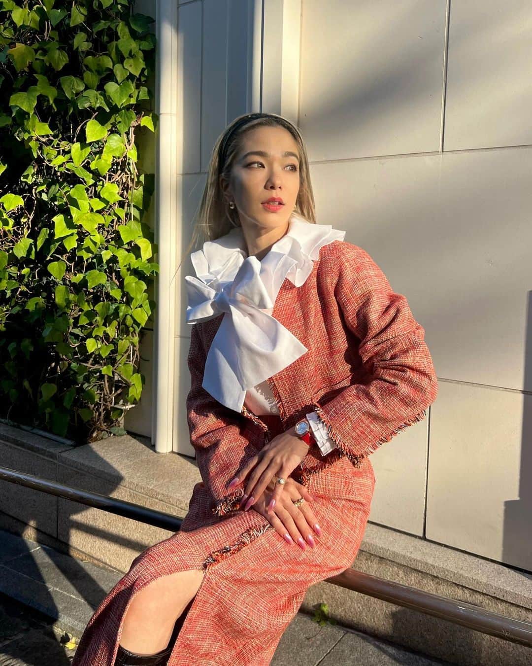 Unaのインスタグラム：「🎀❤️🎀❤️🎀 @vermeeristbeams  @beams_official   ⌚️ @ferragamo #ferragamo   #todays_unakinoco」