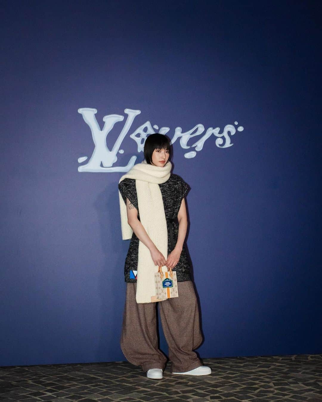 ハンナ・チャンさんのインスタグラム写真 - (ハンナ・チャンInstagram)「Amazing night with @louisvuitton 🤎  #LVMenPrefall24  #PharrellWilliams」12月2日 19時30分 - hannachanx