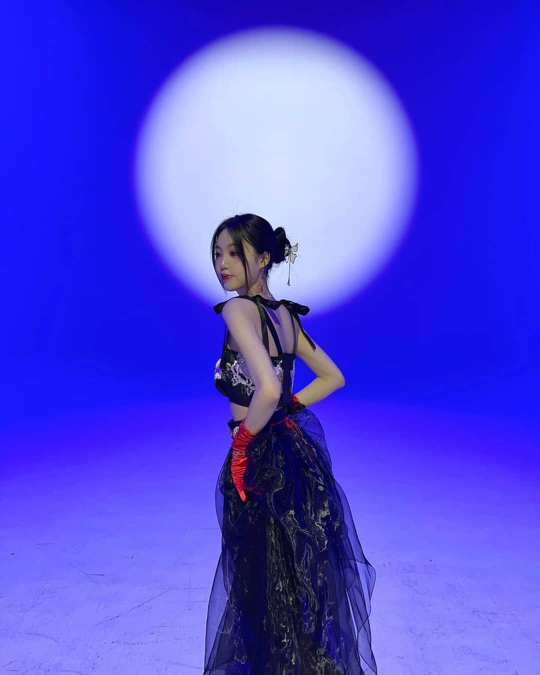 スジンのインスタグラム：「🦋」