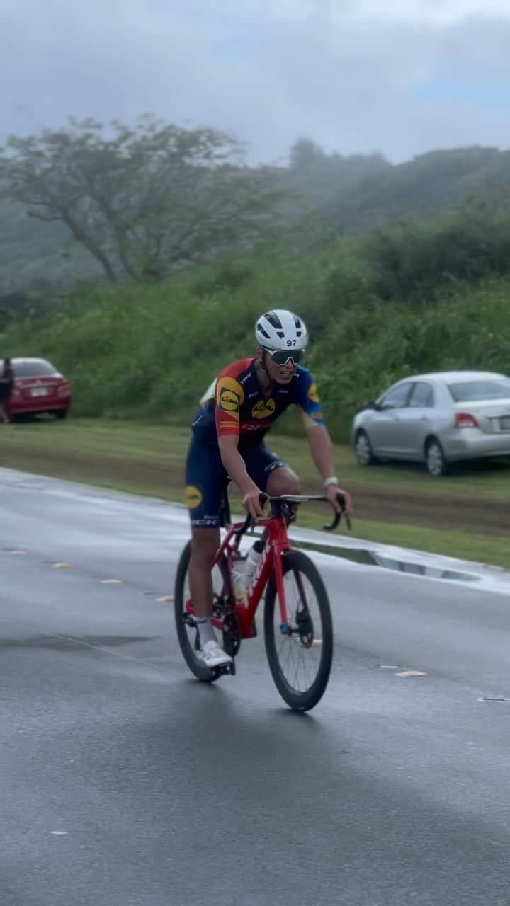 ジヌションのインスタグラム：「🚴‍♂️ 사이판 100km 사이클 대회 완주 고도 1700m 재밌게 잘 탔다!」