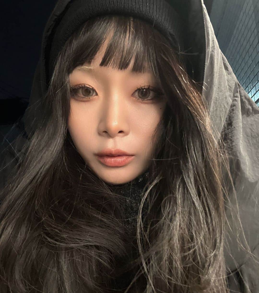 むろちゃんのインスタグラム：「韓国人ぽ？？🥹  一応、、ﾊｰﾌ、、、」