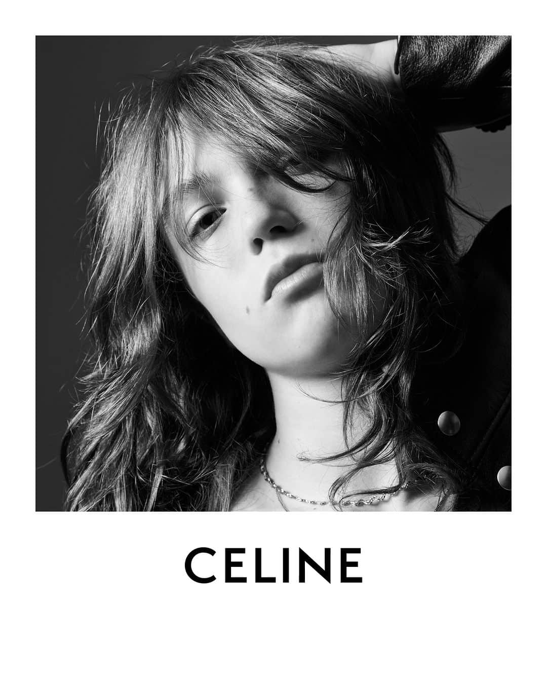 Celineさんのインスタグラム写真 - (CelineInstagram)「CELINE 20 HOMME SUMMER 24  DELUSIONAL DAYDREAM  CELINE JEWELRY  COLLECTION AVAILABLE IN STORE AND ON CELINE.COM ON JANUARY   VINCENT @HEDISLIMANE PHOTOGRAPHY AND STYLING LONDON OCTOBER 2023  #CELINEHOMME #CELINEBYHEDISLIMANE」12月2日 20時00分 - celine