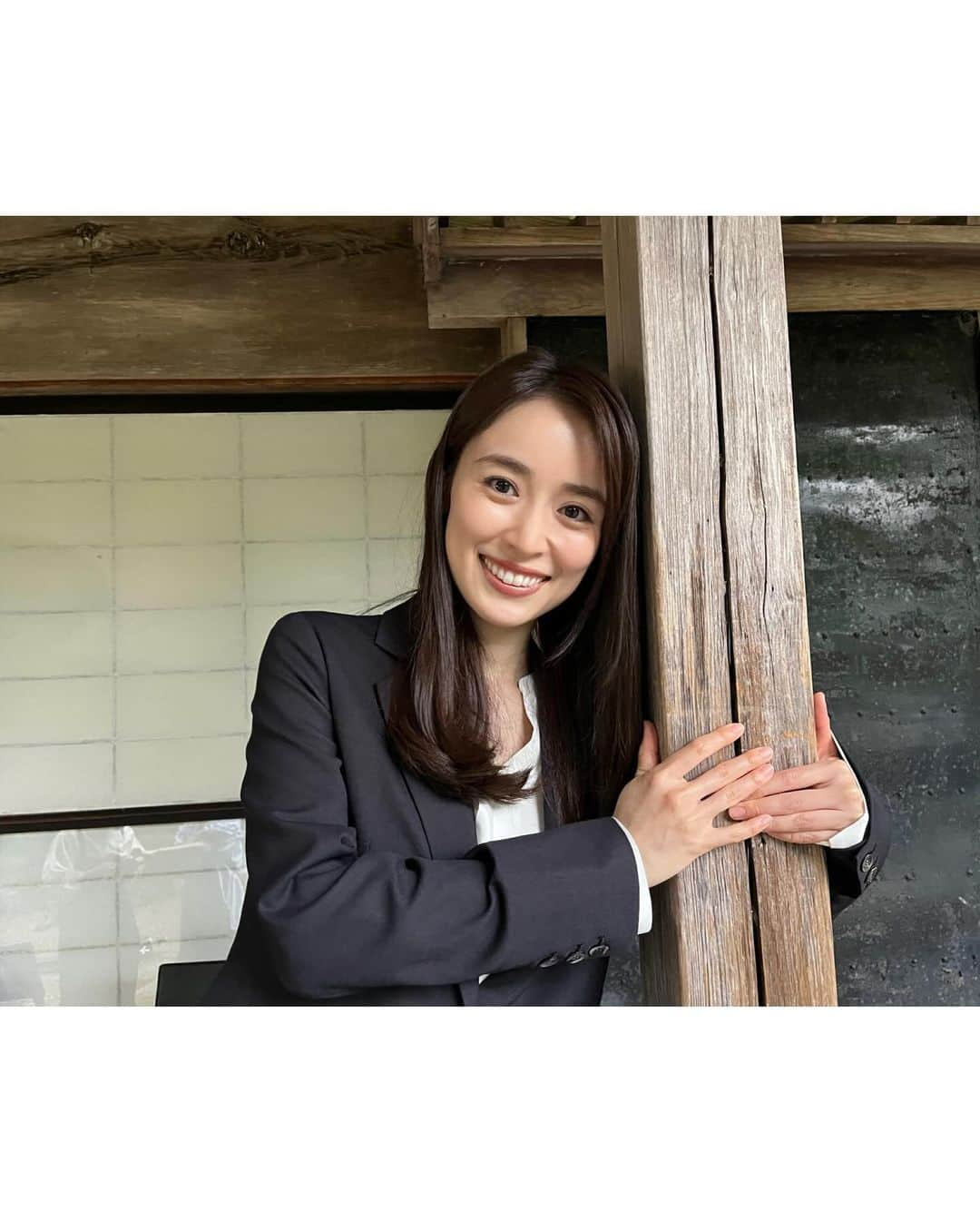 泉里香さんのインスタグラム写真 - (泉里香Instagram)「春から撮影がはじまった「ギフテッド」 season2放送も今夜が最終回です。 竜崎刑事と共に過ごした今年の夏は、あっという間に過ぎたなぁ〜🍧  #wowow#ドラマ#ギフテッド」12月2日 20時15分 - rika_izumi_