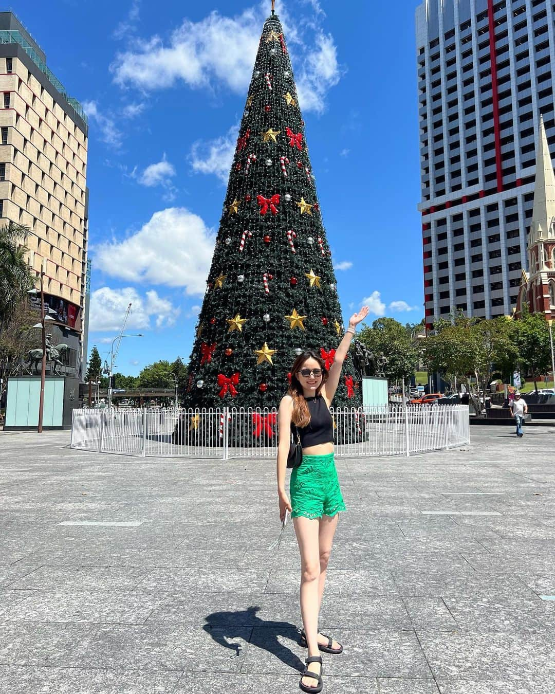 小林恵月さんのインスタグラム写真 - (小林恵月Instagram)「Hi December 🎅❤️ My first summer Christmas is coming ☀️」12月2日 20時19分 - ezuki_kobayashi