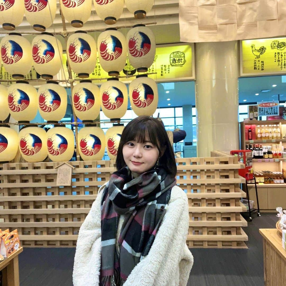 いけちゃんさんのインスタグラム写真 - (いけちゃんInstagram)「丸顔日本代表🇯🇵  あと、お母さんのマフラーパクってきた  #秋田」12月2日 20時28分 - ikechan0920