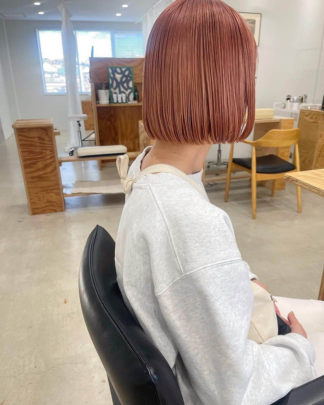 sakincho1028さんのインスタグラム写真 - (sakincho1028Instagram)「オレンジベージュなボブ。 可愛かったなぁ🍊🤍  #sakinchohair #hairarrange#hair#arrange#hairset#ヘアカラー#アレンジ#ヘアセット#豊橋#美容室#豊橋美容室#結婚式#ブライダル#ヘアメイク#メイク#ボブ#前髪#前髪カット#オレンジヘア#ハイトーン#ベージュ」12月2日 20時42分 - sakincho1028