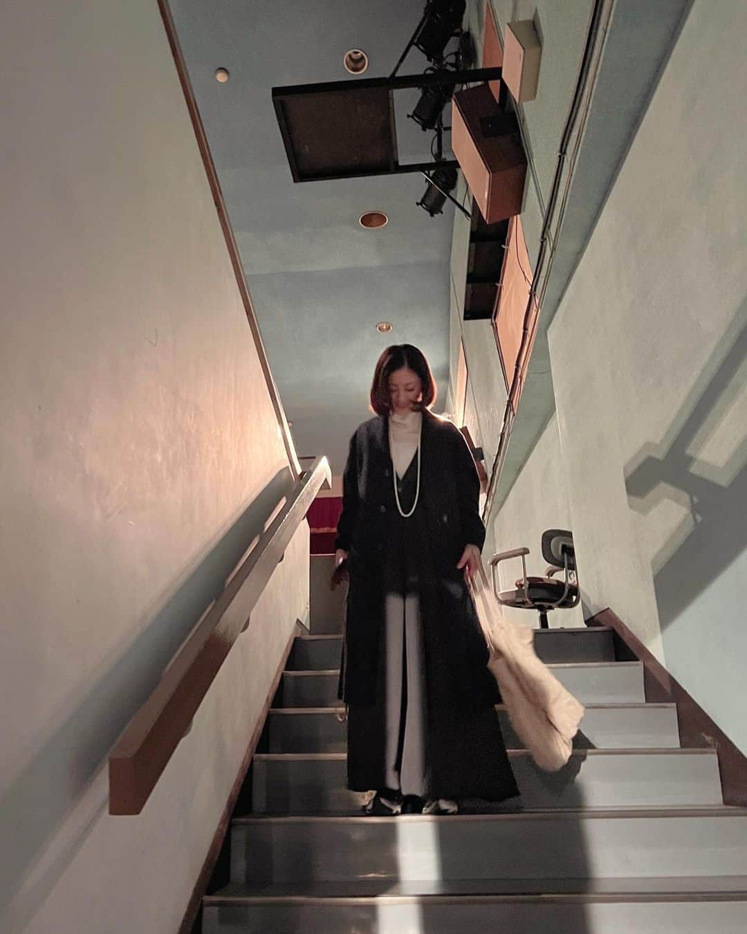 常盤貴子のインスタグラム：「大分県の老舗映画館 別府ブルーバードにて舞台挨拶。  1週間くらい前まで撮影をご一緒していた91歳現役女性監督の山田火砂子監督と共に。  @lephil_official   #矢嶋楫子伝  #筆子その愛天使のピアノ   #山田火砂子監督」