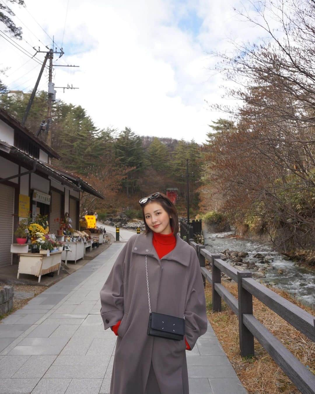 下山碧夢さんのインスタグラム写真 - (下山碧夢Instagram)「草津温泉♨️ 食べ歩きして、旅館でゆったりして 温泉入ってリフレッシュできた❤️」12月2日 20時53分 - a07m1u2