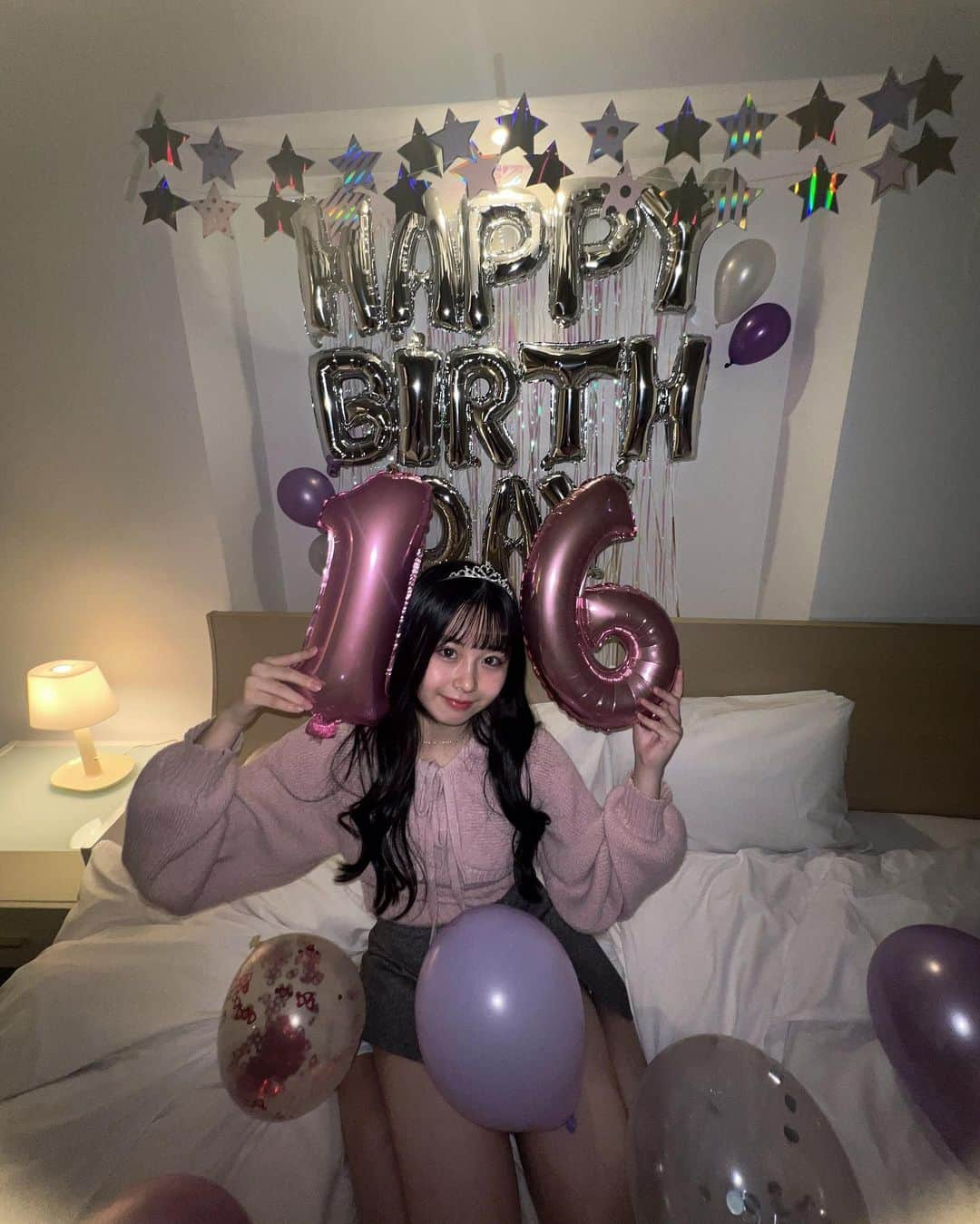 りなのインスタグラム：「ありすちゃんが少し早めの誕生日祝いしてくれた🎂♡  サプライズ本当に嬉しかった(><)  #Popteen #Popteen専属モデル #PureGi #fyp #黒髪 #りなちゃ」