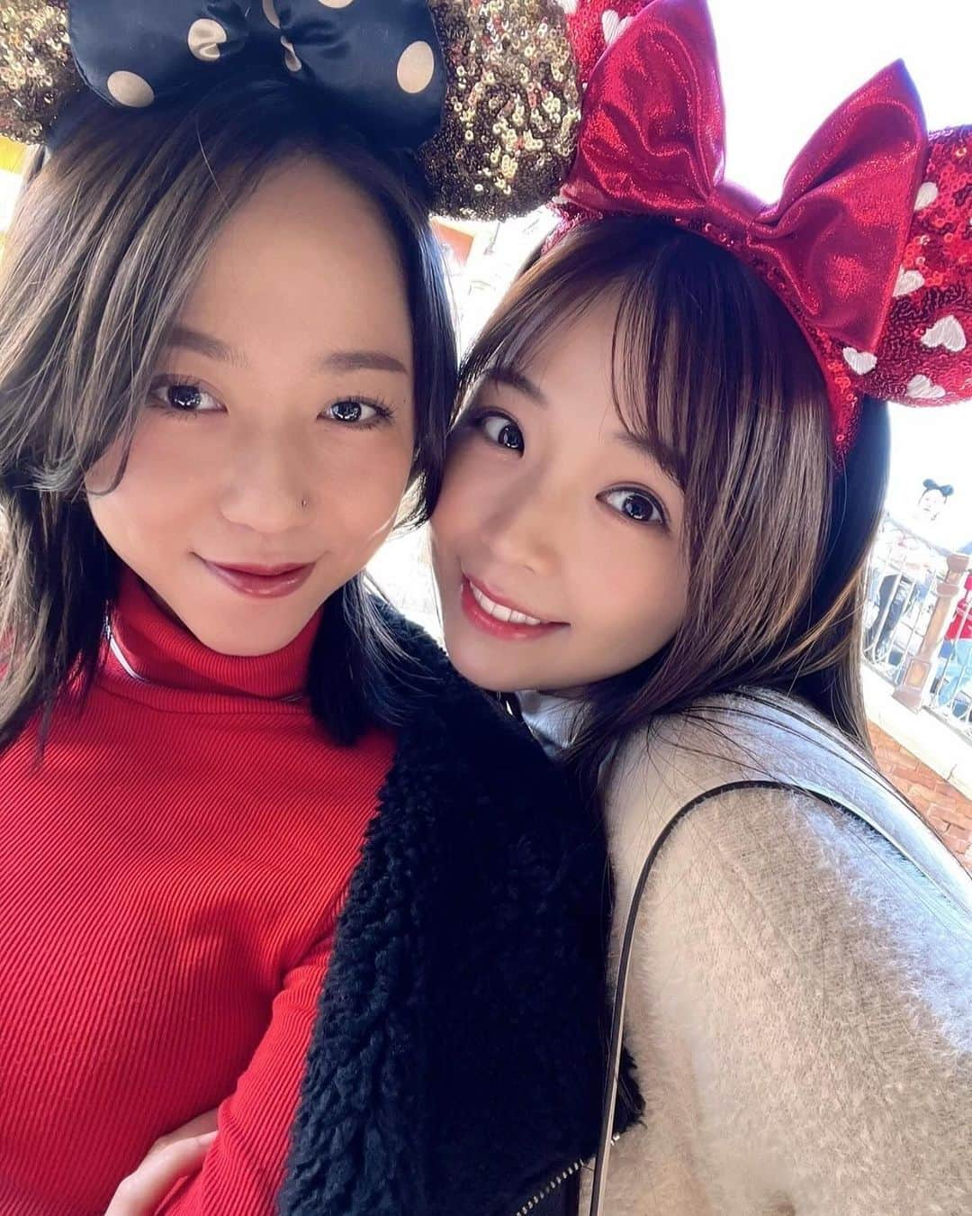 川村那月のインスタグラム：「さや姉とディズニーデート☺️❤️  やっぱり最高な夢と魔法の国でした🪄  #Disneysea #夢は叶う」