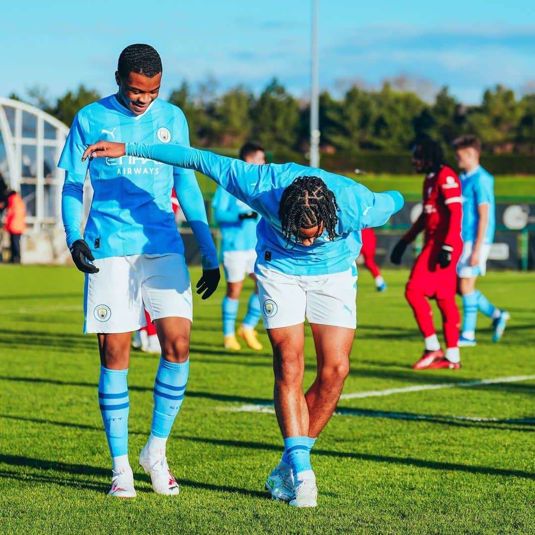 マンチェスター・シティFCのインスタグラム：「Take a bow, Divine Mukasa! 👌  He gives us the lead against Liverpool in U18 Premier League, live right now on CITY+ 📺」