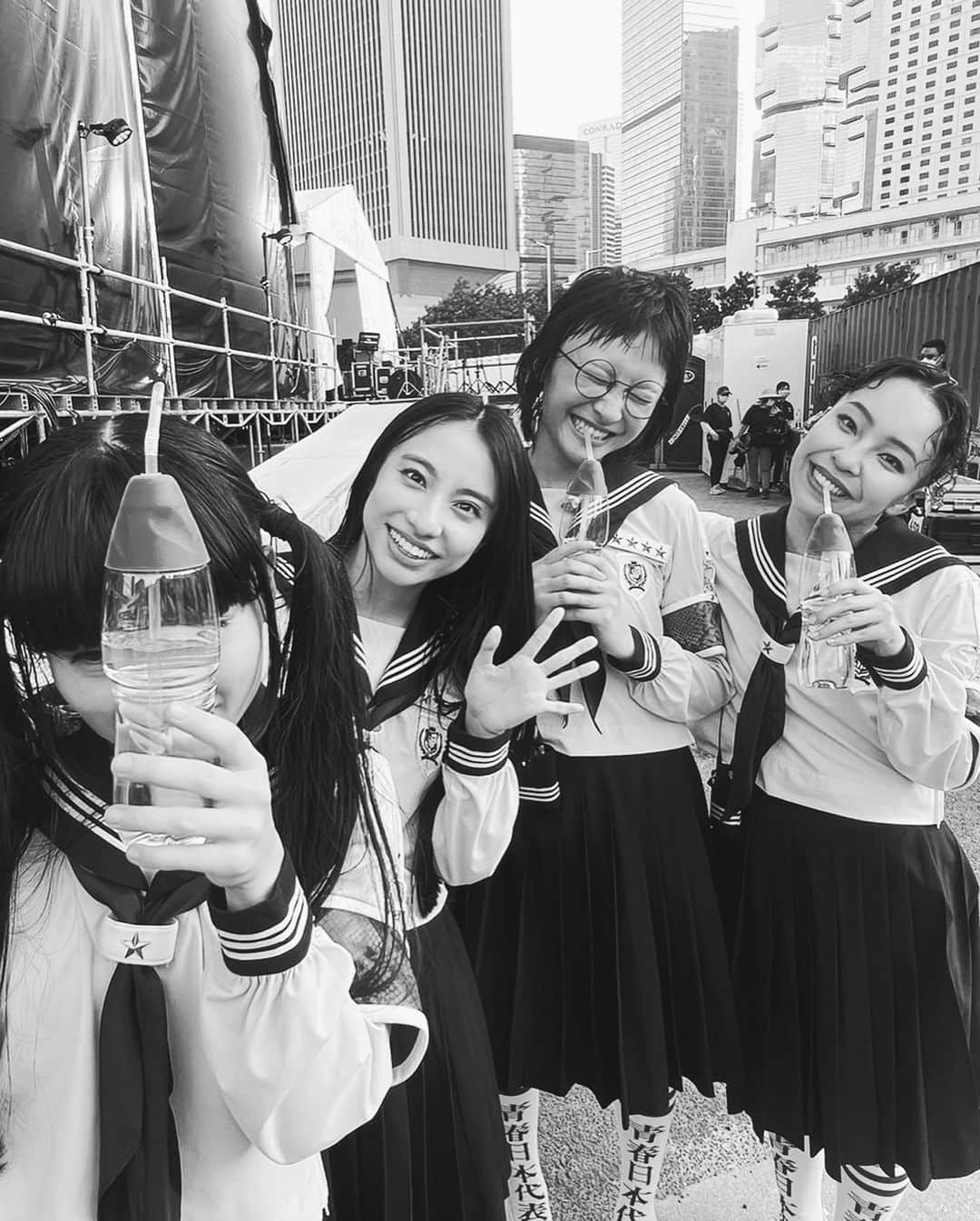 新しい学校のリーダーズさんのインスタグラム写真 - (新しい学校のリーダーズInstagram)「THANKYOU HONGKONG!!🇭🇰 Clockenflap Festival! @clockenflap 💥 #clockenflap2023 #clockenflap #hongkong #THESEISHUNTOUR2023 #ATARASHIIGAKKO」12月2日 22時21分 - japan_leaders