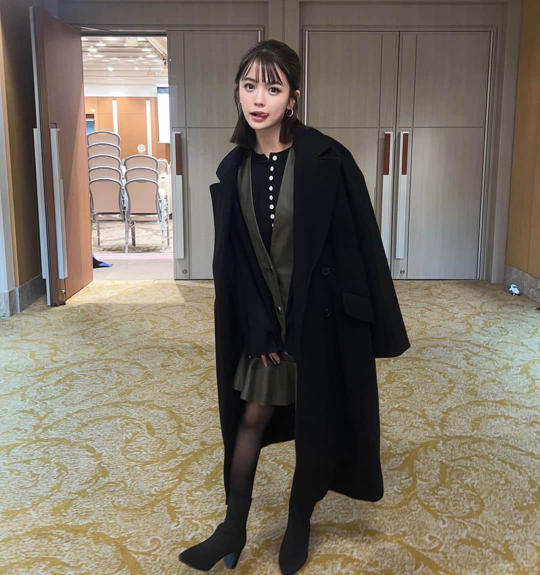 村山優香のインスタグラム：「ウルトラセブン第2話「緑の恐怖」という事で 緑(カーキ？)の服を着てきました」