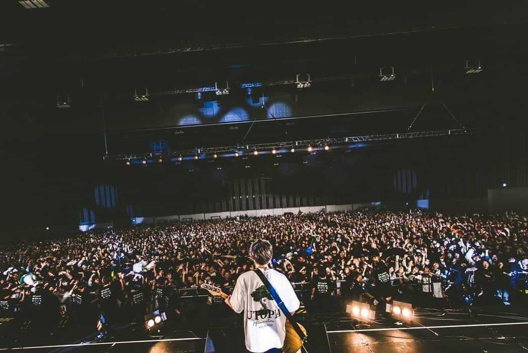 SHANKさんのインスタグラム写真 - (SHANKInstagram)「2023.12.2 BLAZE UP NAGASAKI 2023 出島メッセ長崎 photo by @naoto_iwabuchi_  #SHANK #SHANK095 #SHANK095JPN」12月2日 22時36分 - shank095jpn