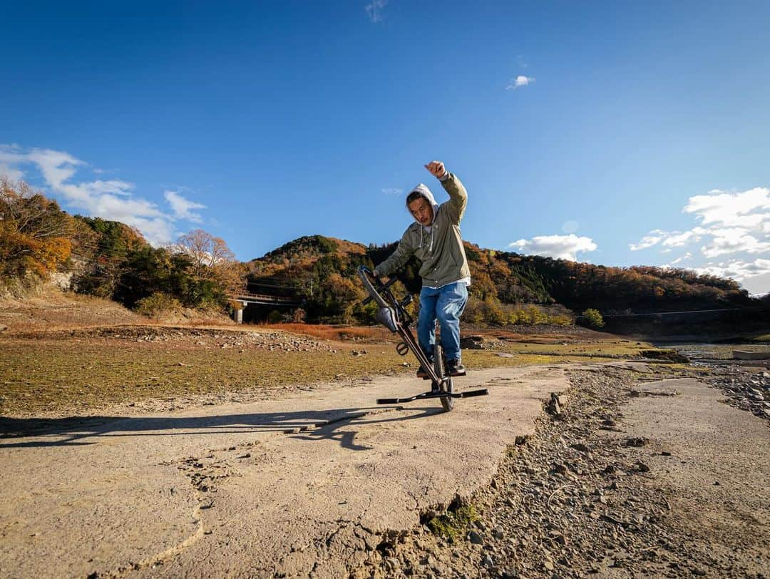 宇野陽介さんのインスタグラム写真 - (宇野陽介Instagram)「新たな機材をGETしてSHOT📸 撮影しながら、またテクニックを思いついた。 何事も日々繰り返し。  #aresbikes #flatland #bmx #dvsshoes  #lumixjapan  #lumix #lumixgh6 #マイクロフォーサーズ  #兵庫県 #自転車」12月2日 22時46分 - yorkuno