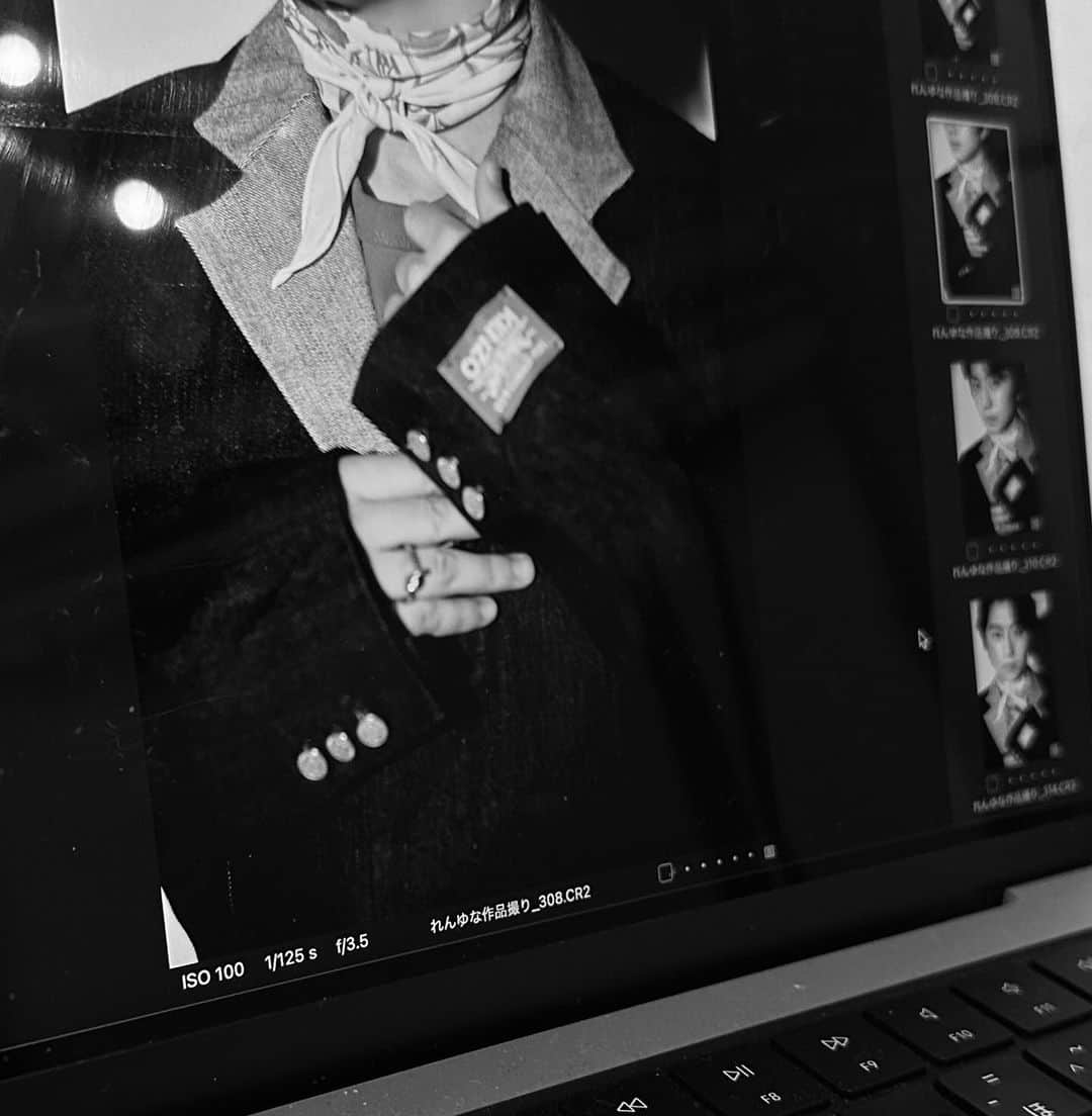 岡田蓮さんのインスタグラム写真 - (岡田蓮Instagram)「この前撮影したよ！楽しみにしててね✌️🔥  We filmed it!😊 Please look forward to the photos!🔥  @kenzo X @nigo X @levis  #KenzoLevis」12月2日 23時03分 - ren.479