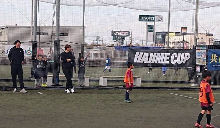 細貝萌さんのインスタグラム写真 - (細貝萌Instagram)「HOSOGAI FUTSAL PLATZ.⚽️⚽️⚽️未来の…👦🏻🧒🏻👧🏻 @hosogai_futsal_platz」12月2日 23時13分 - hajime_hosogai_official