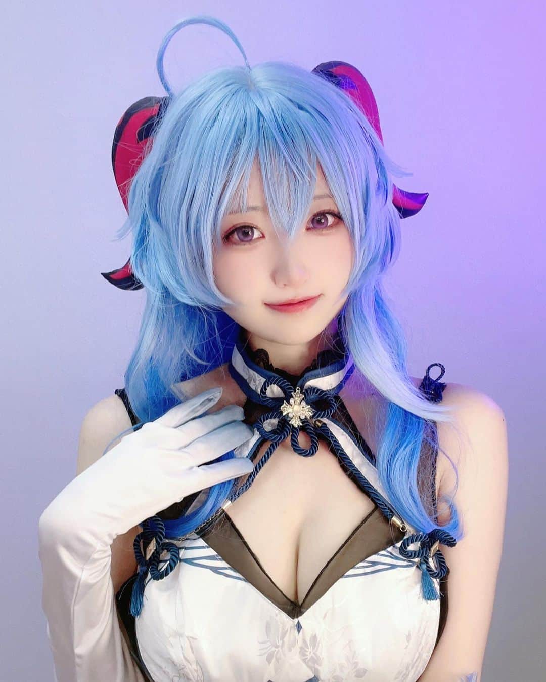 ちよのインスタグラム：「Ganyu/甘雨❄️  #cosplay  #cosplayer  #コスプレ #コスプレイヤー  #原神 #genshinimpact #genshin」