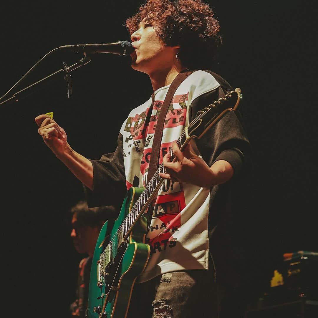 谷口鮪さんのインスタグラム写真 - (谷口鮪Instagram)「先日のZepp Yokohama！ 俺のヒップアターック！！ Photo by @t_s_p_1988」12月3日 0時28分 - taniguchi_maguro