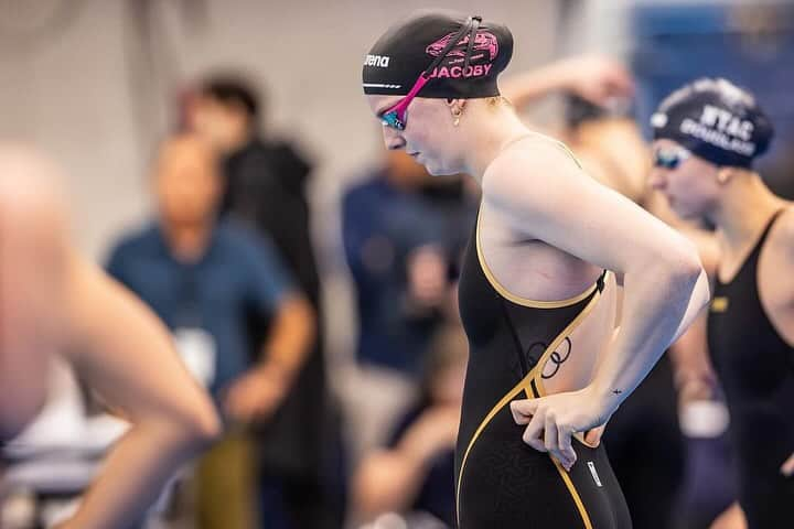 arenausaさんのインスタグラム写真 - (arenausaInstagram)「#TEAMARENA has been showing up at the US Open here in Greensboro 🔥  Tune in to watch your favorite athletes light up the last day 🤩💥  📸: @spitserphoto   #USOpen #arenausa #planetwater #arenawaterinstinct」12月3日 0時23分 - arenausa