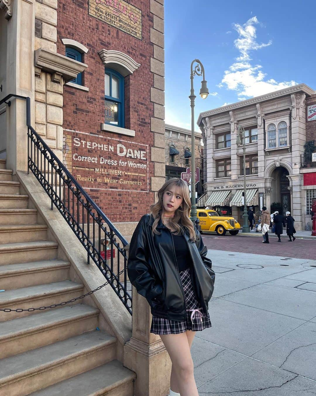 AOIさんのインスタグラム写真 - (AOIInstagram)「🎀🖤 . . . skirt : 2168785 @shein_japan  coupon code : EBSJP253  bag @chick___official  item number : 76377606  #SHEIN冬の感謝祭 #SHEIN #SHEINforAll #SHEINGoodFinds #loveshein #saveinstyle #PR #海外ファッション #海外ガール #海外コーデ #海外子供服セレクトショップ #海外セレブ風 #海外ファッションコーデ #セットアップコーデ #セットアップ #韓国ファッション #韓国コーデ #韓国女子 #韓国トレンド #韓国ファッションコーデ #韓国風 #데일리 #데일리코디 #패션 #패션코디 #옷스타그램 #옷가게 #일상 #일상스타그램 #데일리 #데일리코디 #데일리패션」12月3日 11時50分 - 0514page