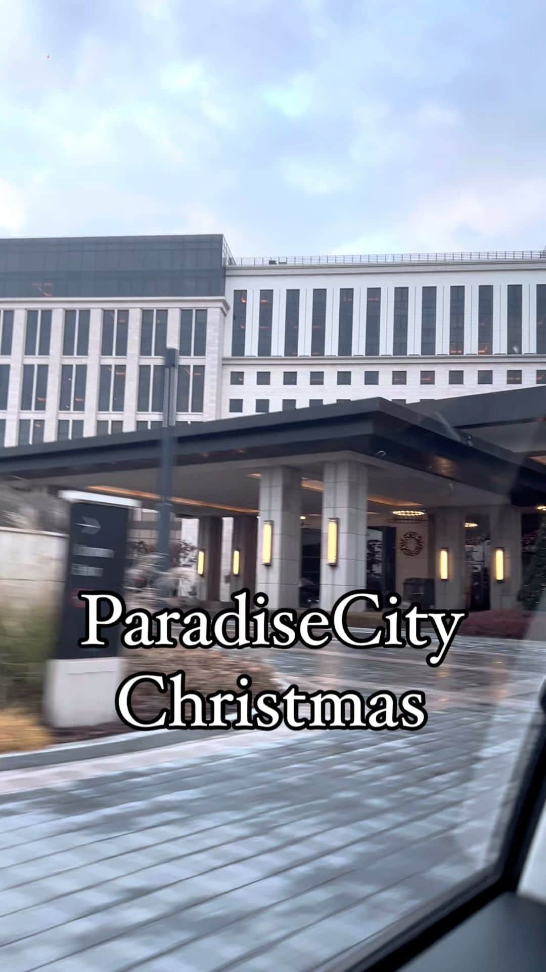 NANAのインスタグラム：「【韓国Paradise Cityのクリスマス🎄】 かわいすぎた♡ 12/1〜クリスマス仕様だったよ✨」