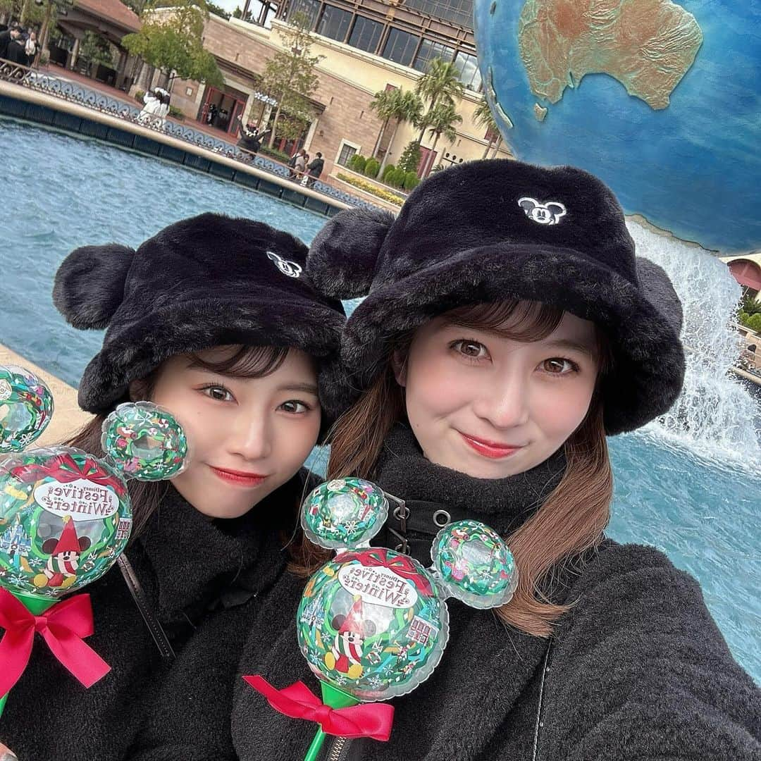 大脇有紗のインスタグラム：「. #disney  #disneysea  #disneyseatokyo  #disneyseajapan  #ディズニー #ディズニーコーデ  #ディズニーシー  #ディズニーグッズ  #ディズニークリスマス  #東京観光 #東京デート  #デートスポット  #黒コーデ  #黒コーデディズニー  #黒コーデ女子」