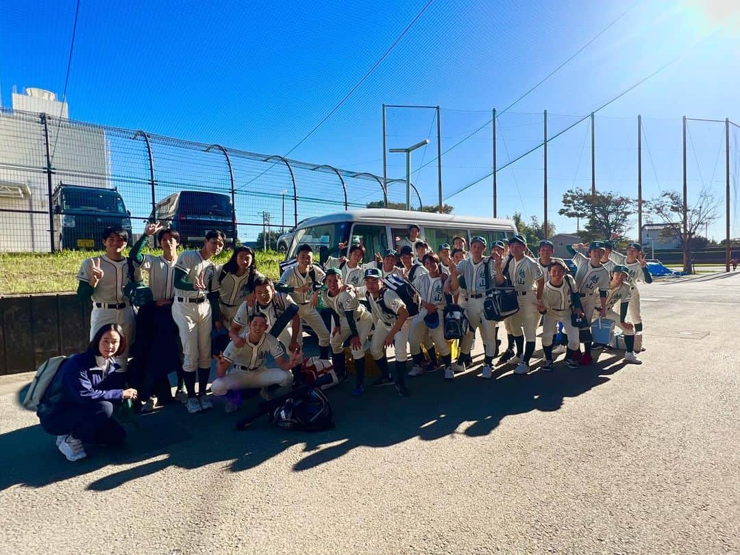 下剋上球児のインスタグラム：「⚾️🚌  たった1人だったザン高野球部、 こんなにいっぱい増えました  次勝てばベスト4。 よる9時第8話、プレイボールです💥  その前に！ 13:30からは第7話再放送、お見逃しなく！！  #tbs #日曜劇場 #下剋上球児 #がんばれザン高💥 #よる9時第8話放送✨✨」