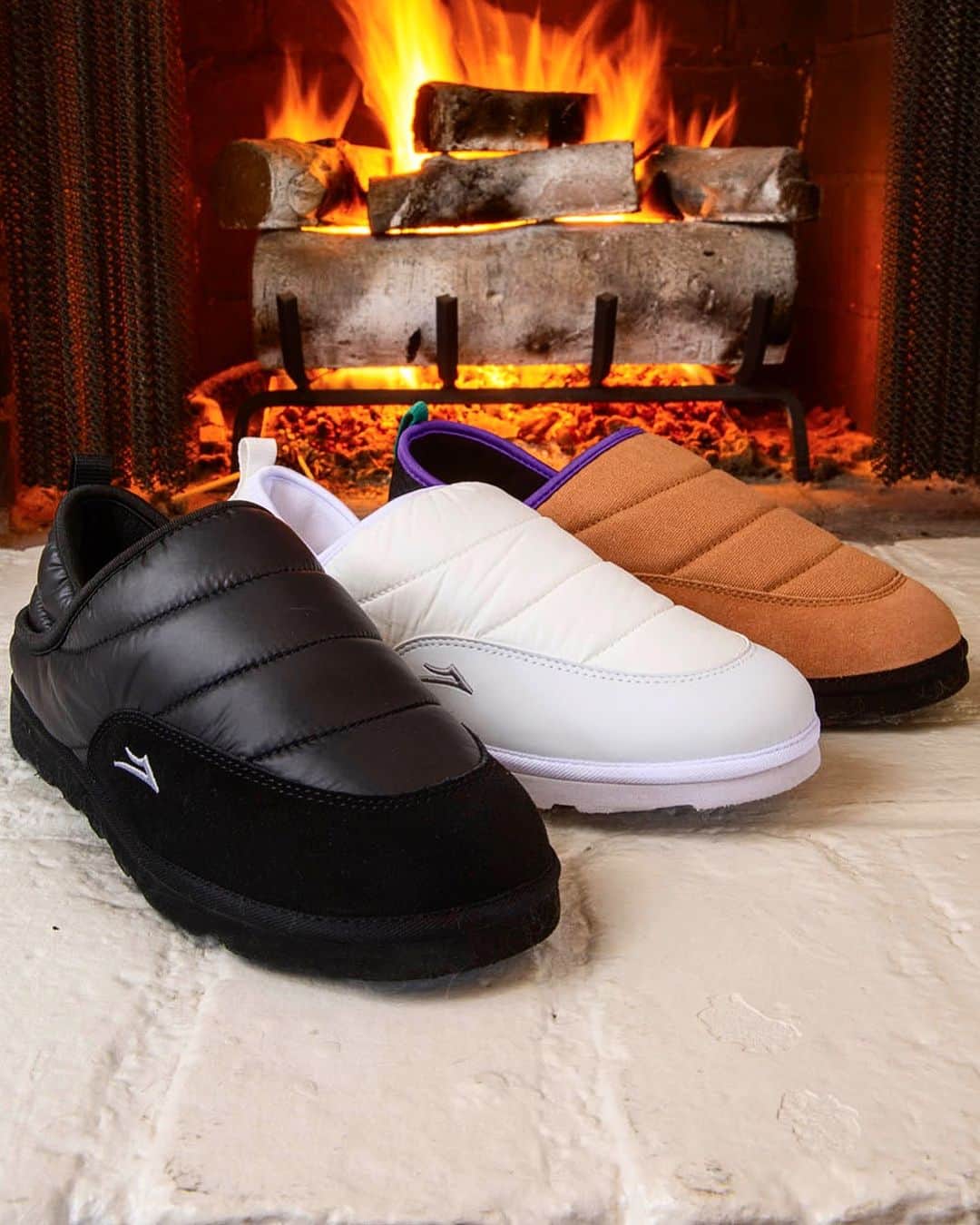 ラカイリミテッドフットウェアのインスタグラム：「Give the gift of comfort this Holiday season with our new Owen Slippers. Available now in Black and White Nylon, and Walnut Canvas  Get 15% off the Owen Slipper at Lakai.com with code “GIFTABLE”🎁🎁🎁  👉Link in bio and story #Lakai」