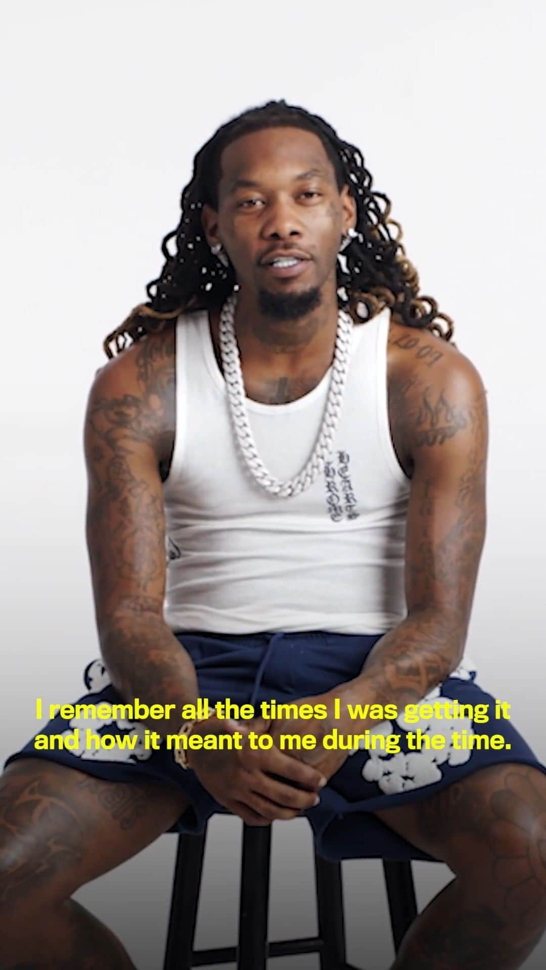 GQのインスタグラム：「@Offsetyrn started going crazy with tattoos when he was only 15 years old. Watch the rapper share the stories behind his ink at the link in bio.」