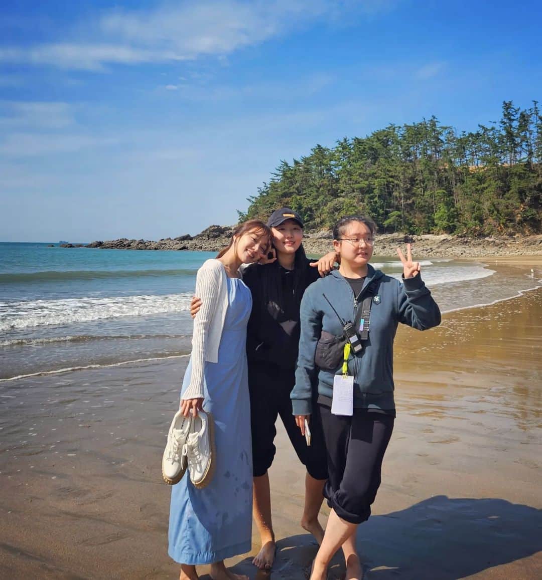 チョン・ユミンさんのインスタグラム写真 - (チョン・ユミンInstagram)「도국 이주 아연 승아 석돌감독님 성복감독님 아라언니 건 💖」12月3日 3時58分 - yourmeaning_