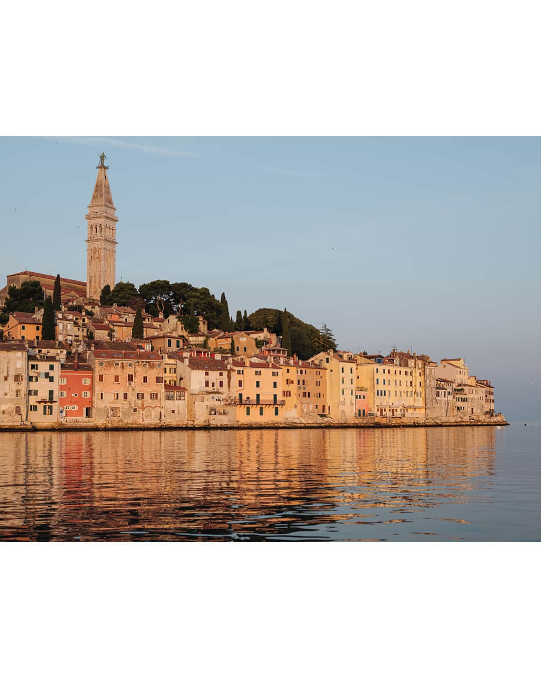 National Geographic Travelさんのインスタグラム写真 - (National Geographic TravelInstagram)「Photo by @ciriljazbec | Rovinj, Croatia, is a place where history meets charm. The Church of St. Euphemia dominates the skyline in this quaint town on the Istrian Peninsula. Travelers can explore cobblestone streets, local shops, and a vibrant fishing port.」12月3日 4時10分 - natgeotravel