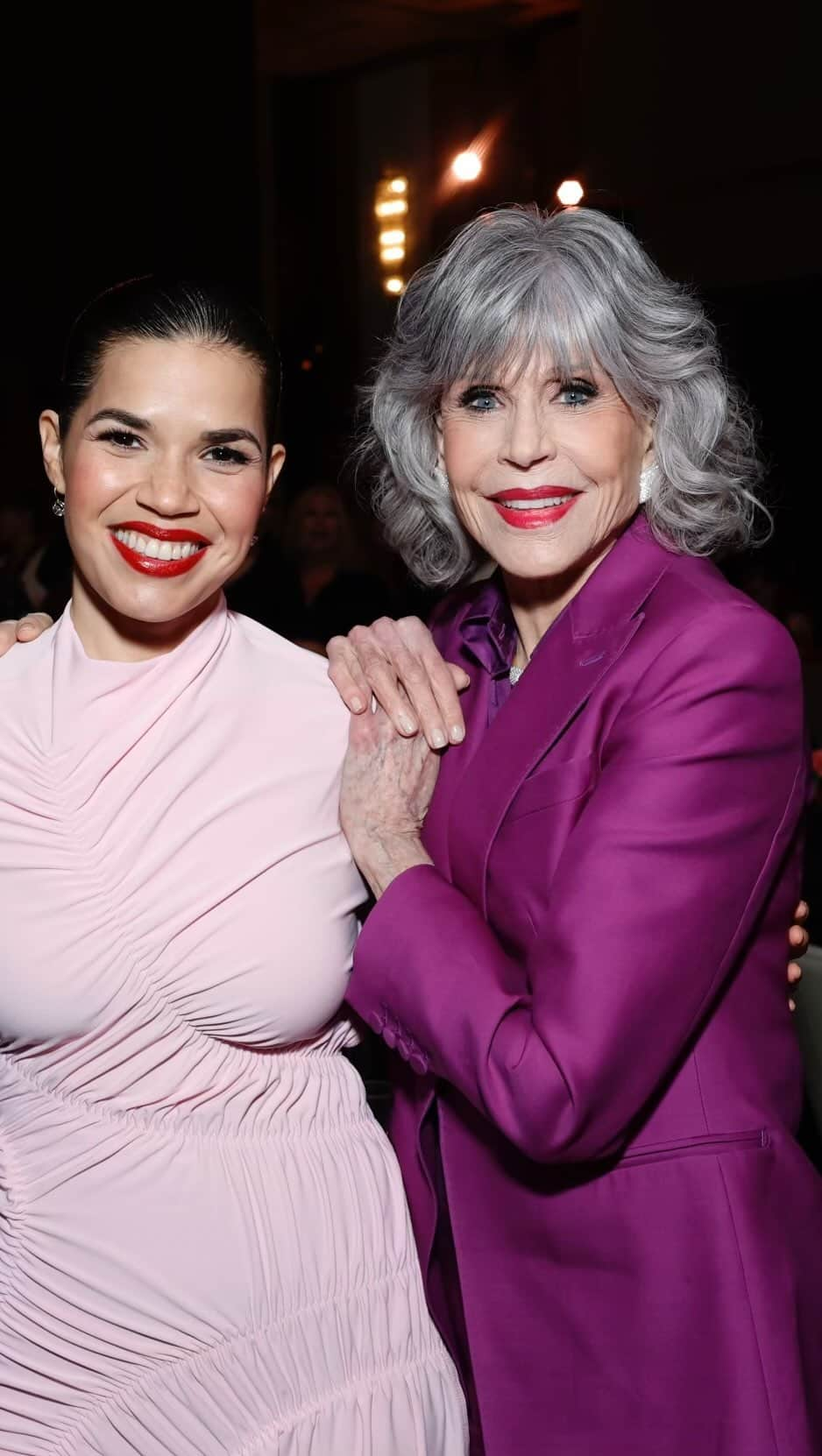 アメリカ・フェレーラのインスタグラム：「💖 An unforgettable night with @womeninfilmla, receiving the Jane Fonda Humanitarian Award from the legend herself!! Thank you @janefonda for the example you set of courageous advocacy and artistry, it’s deeply meaningful to be recognized by you! And thank you WIF for your support of women in film over the past 50 years. It truly fed my soul to get to celebrate the other phenomenal honorees- @evalongoria @lindayvettechavez @yarashahidi @helloellephanta #GretaLee !  It’s incredible to get to stand alongside some of my most beloved sisters in the work as we continue to make room for more of us in these spaces. #WIFHonors2023」