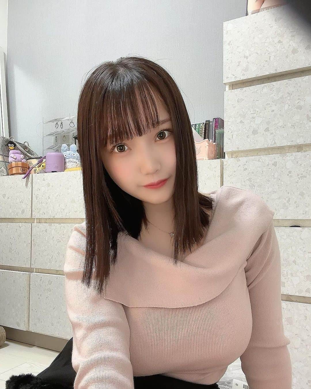 世良ののかのインスタグラム：「おはよーーー！！ 寒いけど、今日もげんき☺️」