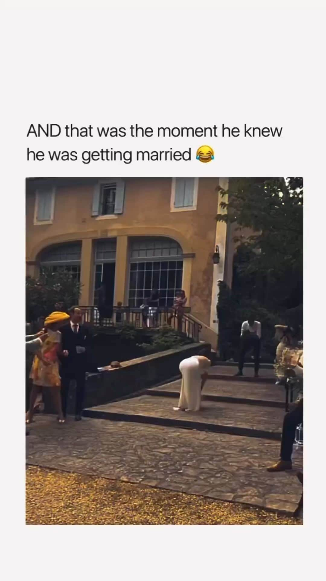 WEDDING APPARELのインスタグラム：「That a face of a man who already bought the ring 💍🥹🤍  🎥: DM for credits or removal   #wedding #weddingday #bridetobe #groomtobe #besties #bridesmaids #bestman #weddinginspiration #bouquet」