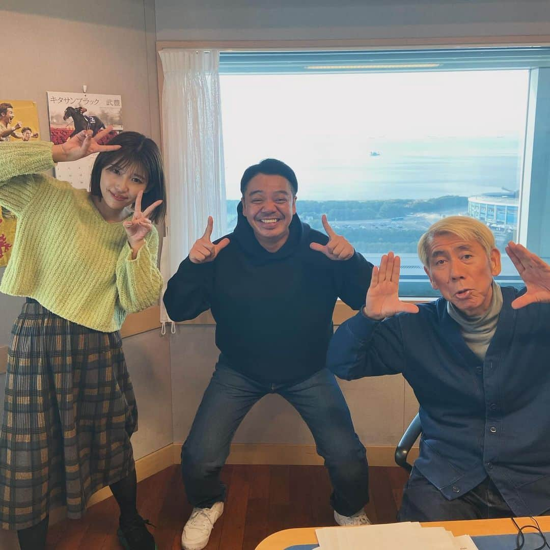 中村愛のインスタグラム：「📻♡ ・ ・ ・ おわたよー(⸝⸝•ᴗ•⸝⸝)੭⁾⁾ #bayfm #テルサン  ラジオ📻聞いてくださった方 ありがとございます！🥺  2枚目の写真🤳見てみて♡ いろーんな缶スープ🍲 ぜんぶ自販機で売ってるもの。  美味しくて満たされましたっ❣️  聞けなかった方は radikoというアプリで聴けるので聞いてみてね！✨  #中村愛」