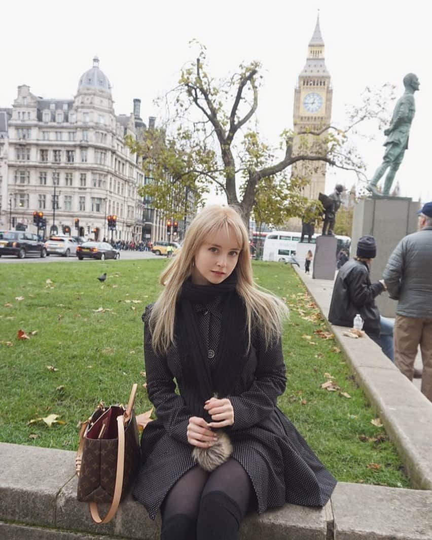 ジェマ・ルイーズのインスタグラム：「おはよう♥️🇬🇧 #ロンドン #ウェストミンスター #london #westminster #イギリス #ビッグベン #bigben」