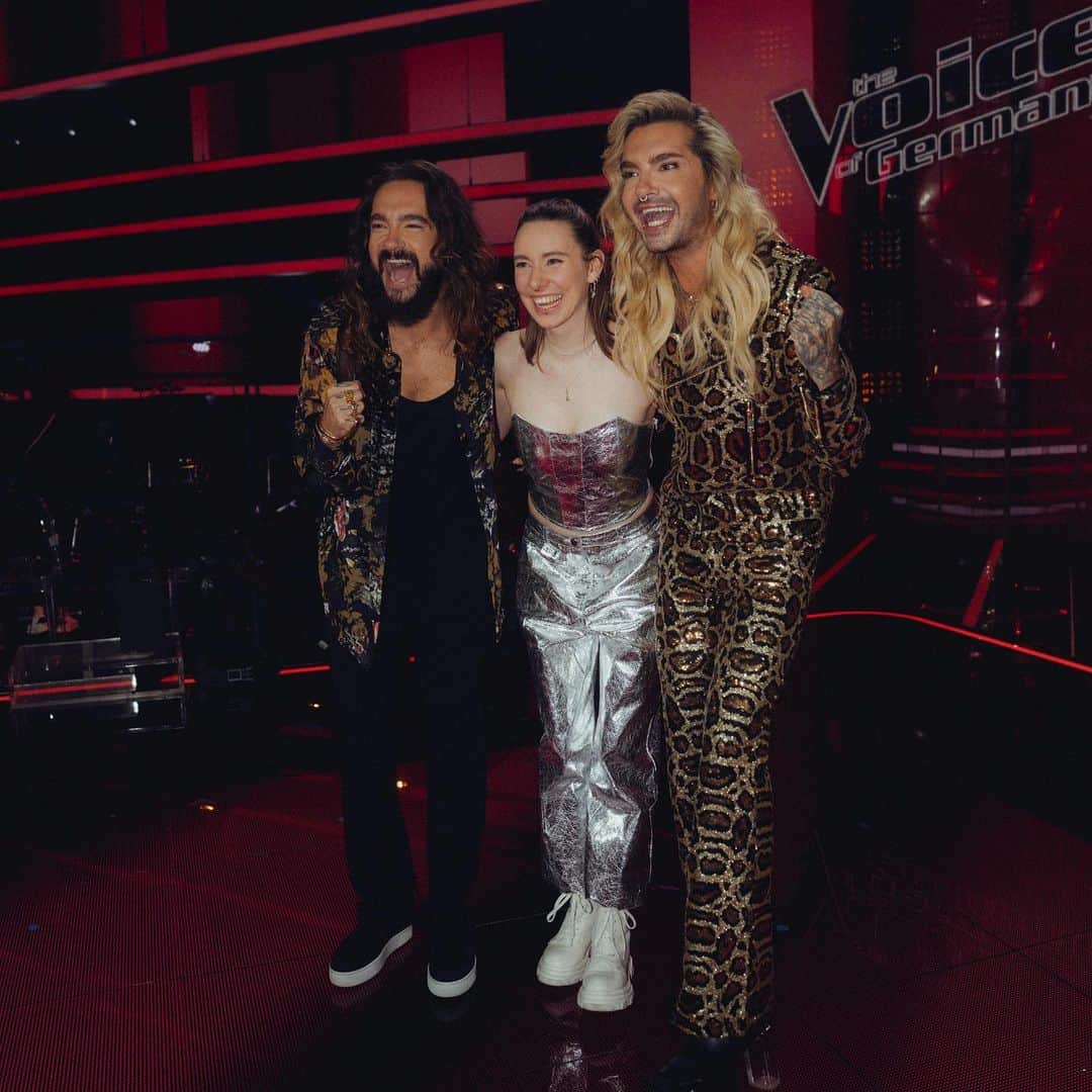 ビル・カウリッツさんのインスタグラム写真 - (ビル・カウリッツInstagram)「beyond proud to be in the @thevoiceofgermany finale with @malou.lovis representing #teamtoll 🫶🏻 all pics by @huettehuette」12月3日 7時53分 - billkaulitz
