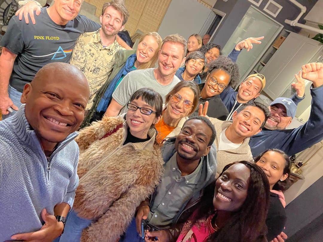 ラリー・ギリアード・Jrのインスタグラム：「Half of the packed house! Another one for the books! Great time today teaching the masterclass!!! @theactingstudiony #myactorlife #blessings 🎭🎭🎭」