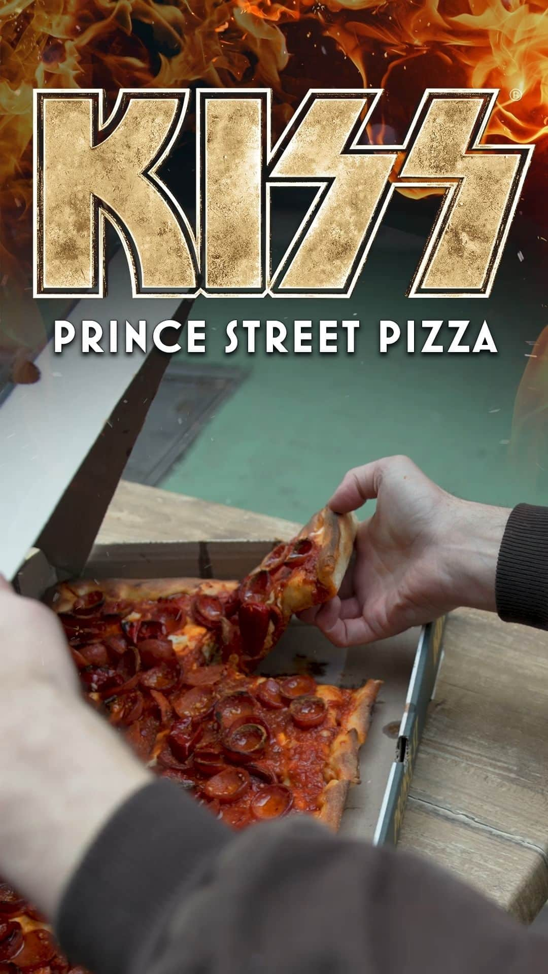 KISSのインスタグラム：「Whether you’re headed to MSG or streaming live on PPV.com, pick-up a KISS Spicy Pizza & Collectible Box from Prince Street Pizza for the LAST SHOW EVER.  Participating locations in NY & LA. #KISSARMY #KISSNYCTAKEOVER」