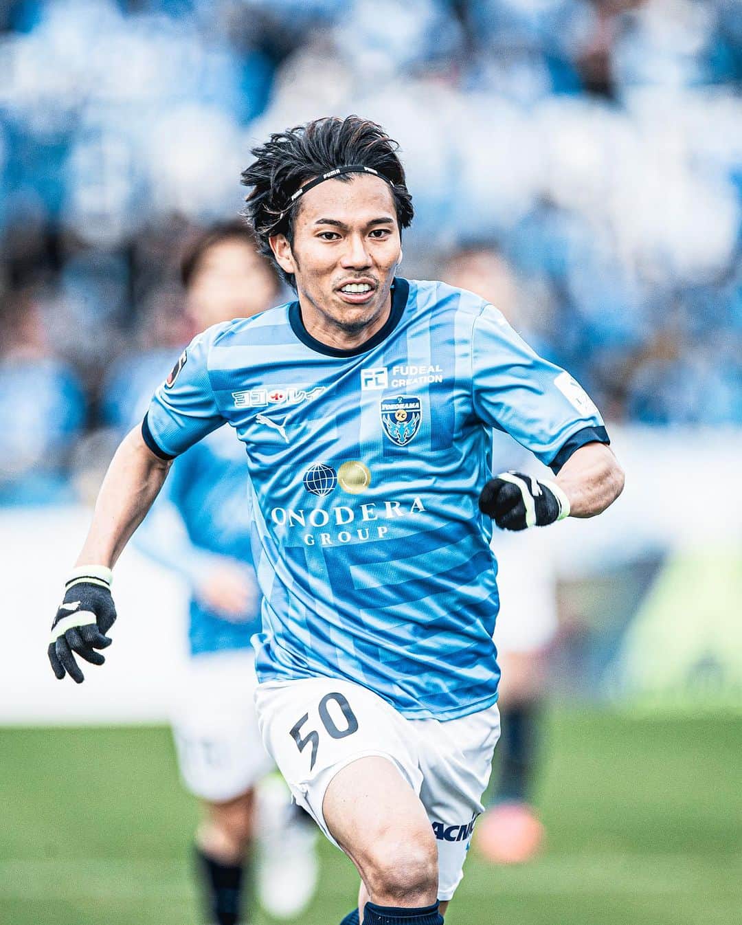 横浜FCさんのインスタグラム写真 - (横浜FCInstagram)「. MATCH DAY vs. 鹿島アントラーズ  県立カシマサッカースタジアムで14:00キックオフ🔥  最後の最後まで、 勝利のために。  本日も応援よろしくお願いいたします。  #yokohamafc #横浜FC #Jリーグ #JLEAGUE #HAMABLUE」12月3日 9時19分 - yokohamafc_official