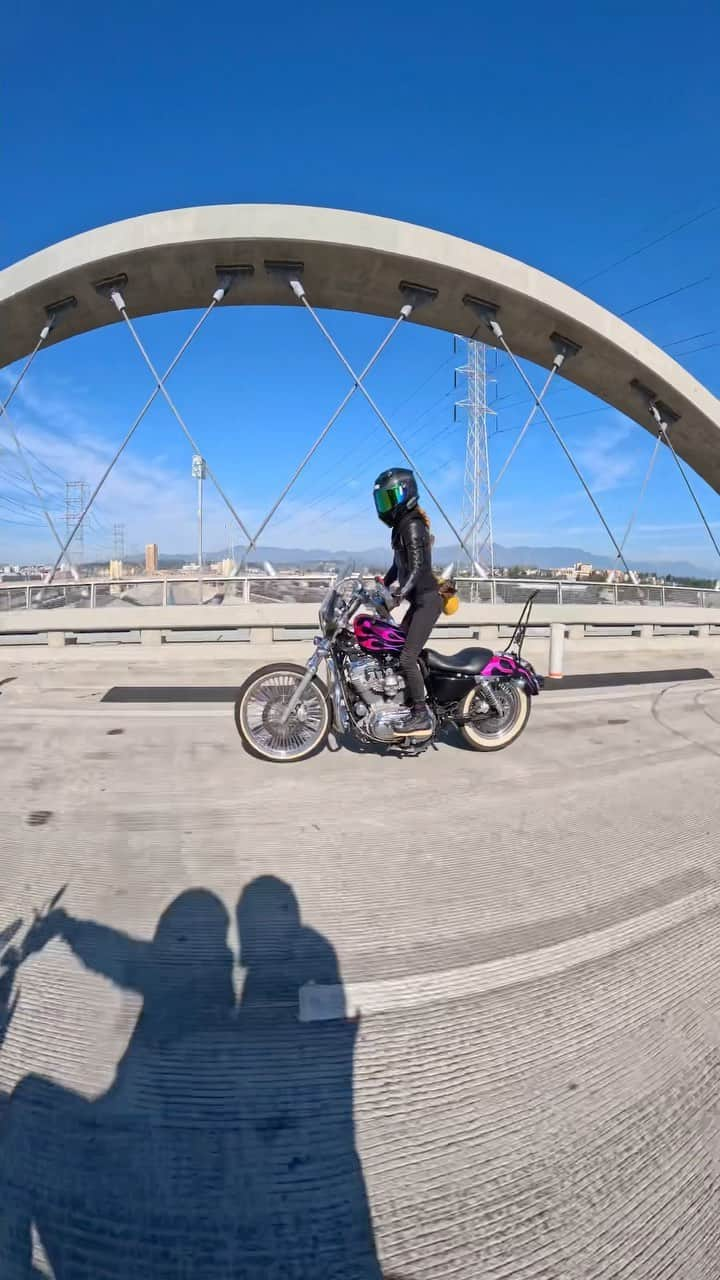 コーディー・レニー・キャメロンのインスタグラム：「⚡️Birthday ride for @heyitscodee today was rad! Thanks @bikeshedmotoco for hosting us!⚡️ . . . . . . . . . . . . . #harleydavidson #harleygirl #harleyrider #harleyoftheday #harleyofinstagram #motorcyclesofinstagram #motorcycleart #gopro #harleydavidsonmotorcycles #dynanation #sportstersquad #streetbobmob」