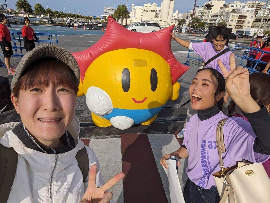 Narumi Shikiyaさんのインスタグラム写真 - (Narumi ShikiyaInstagram)「今年もお疲れ様でした！！！！ 私の声に気づきました？  #Sunちゃん #沖縄マラソン」12月3日 10時02分 - naru_chan_official