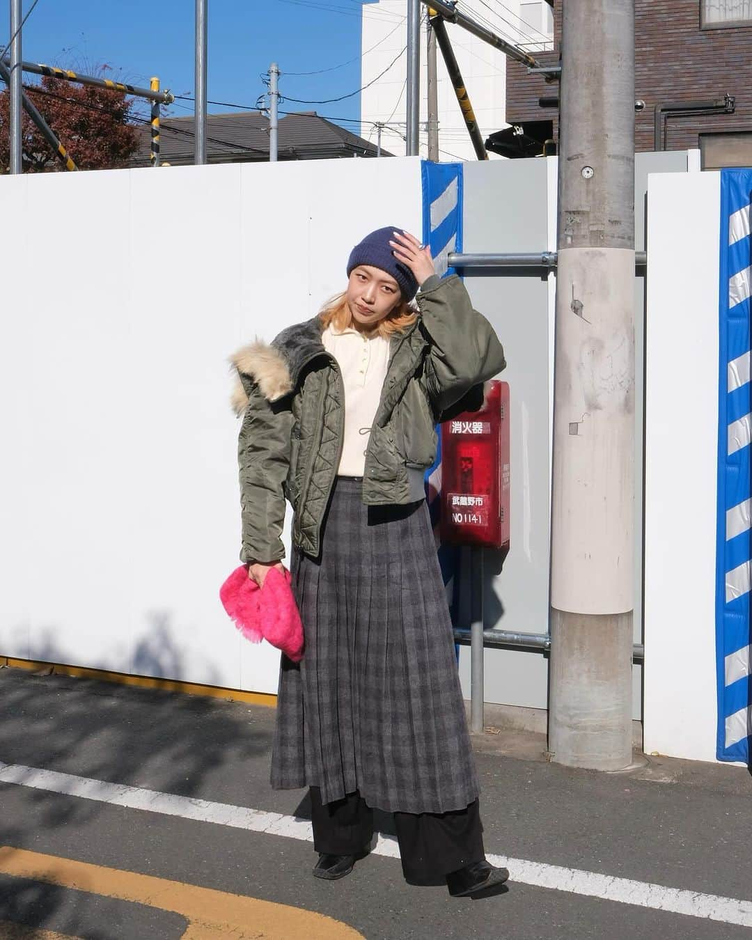 dracaenaさんのインスタグラム写真 - (dracaenaInstagram)「Ladies Recommend Item  67's "N-2B"  ¥29,700-  wool pleats skirt ¥13,200-  mohair stole ¥7,700-  staff height : 162cm  INSTAGRAM @dracaena_kichijoji  #Dracaena_Kichijoji #DracaenaKichijoji #DracaenaNorth  #dracaena  #VintageShop  #Vintage  #Kichijoji  #吉祥寺 #古着屋 #ドラセナ吉祥寺 #ドラセナ  #井の頭公園 #七井橋通り  #ヴィンテージショップ #ヴィンテージ #古着 #🇺🇸 #🇨🇦 #🇯🇵  #unitedstates  #canada  #buyingtrip」12月3日 21時09分 - dracaena_kichijoji