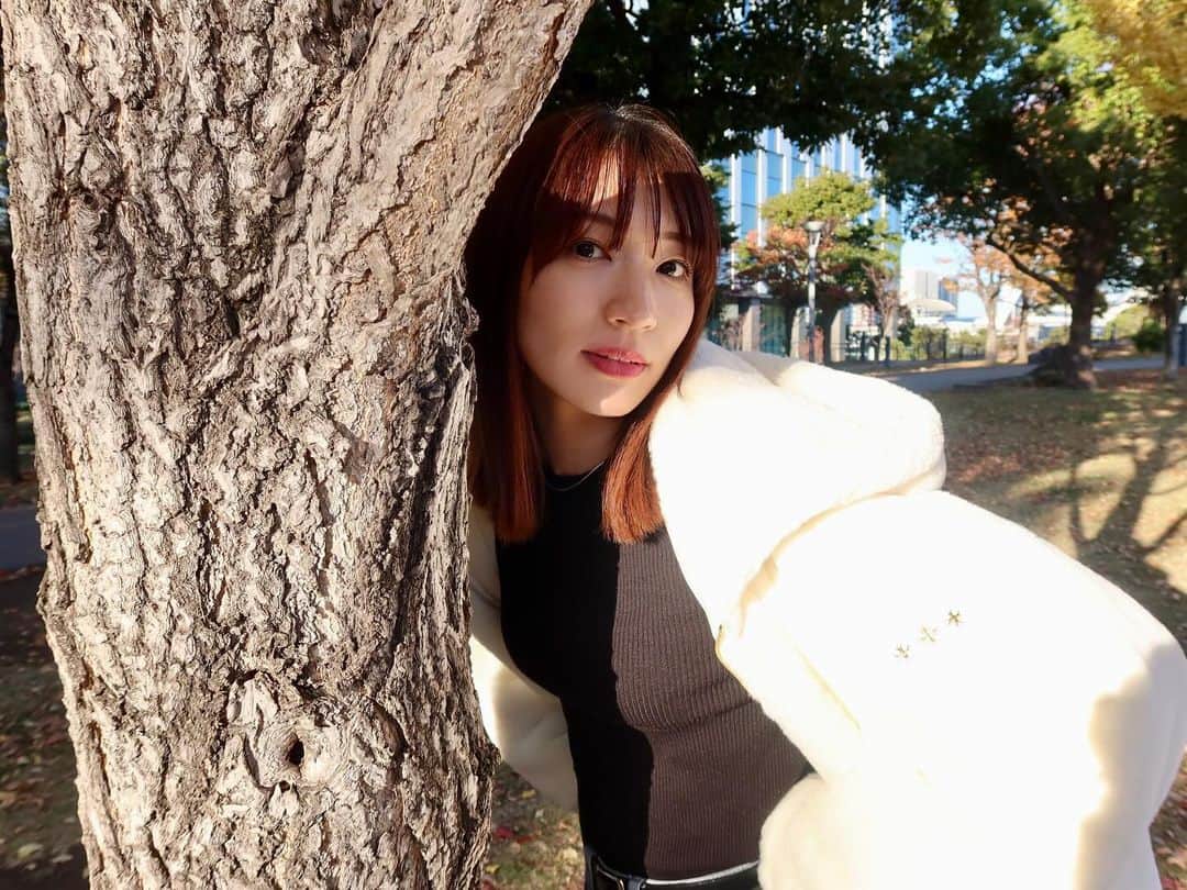 北川彩のインスタグラム：「🍁🤍 #紅葉」