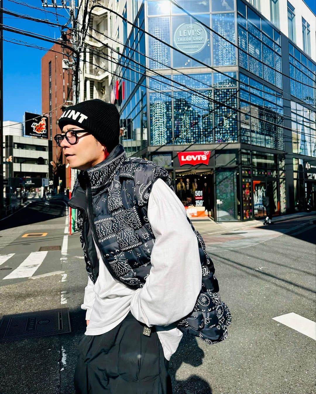 高木琢也のインスタグラム：「先行ってんね🏃‍♂️💨 #今週もありがとうございました💇‍♂️💇‍♀️💈 #来週インスタライブするよ #OCEANTOKYO」